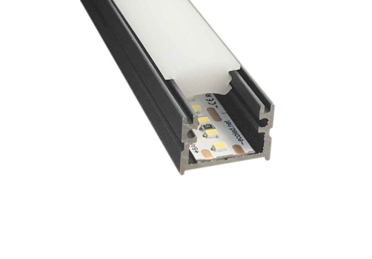LED Profiel ROMA XL 20,4x12,5mm | Zwart |  opbouw | Opaal PC, UV Bestendig | 6 Meter