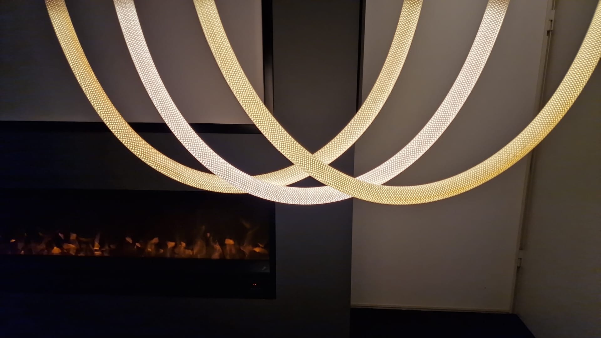 MAGNET CURVE